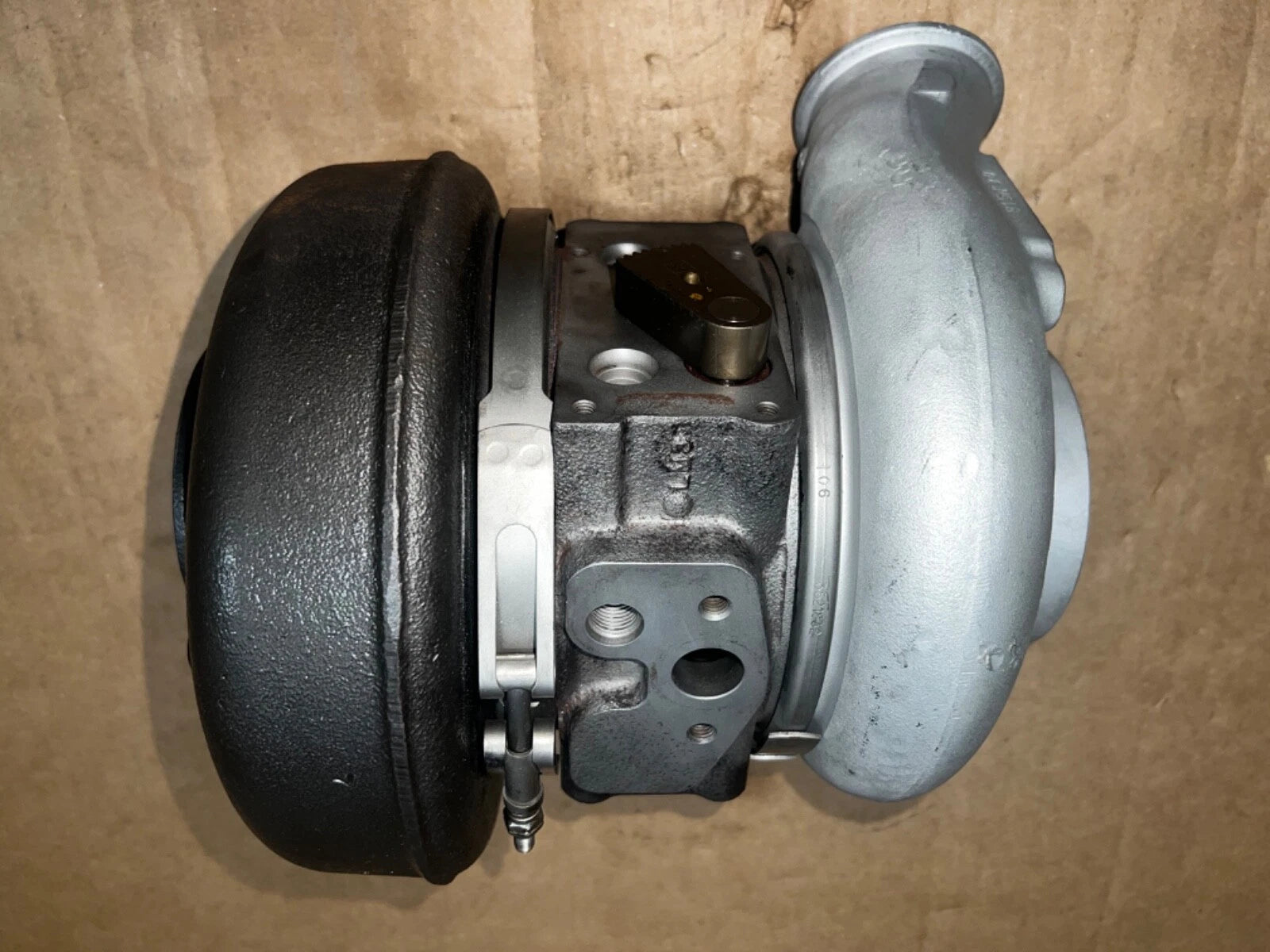 Holset HE400VG Rebuilt Turbo for Volvo / Mack (3791465 / 22215685)