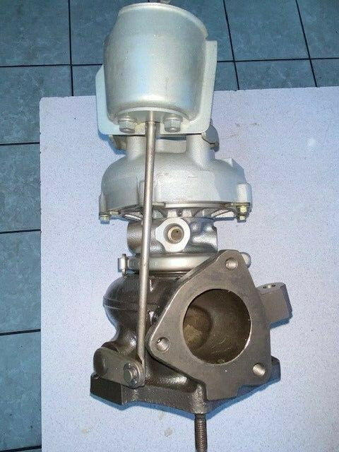 OEM IHI Right-Side Turbocharger for Porsche Cayenne 4.5L Twin Turbo