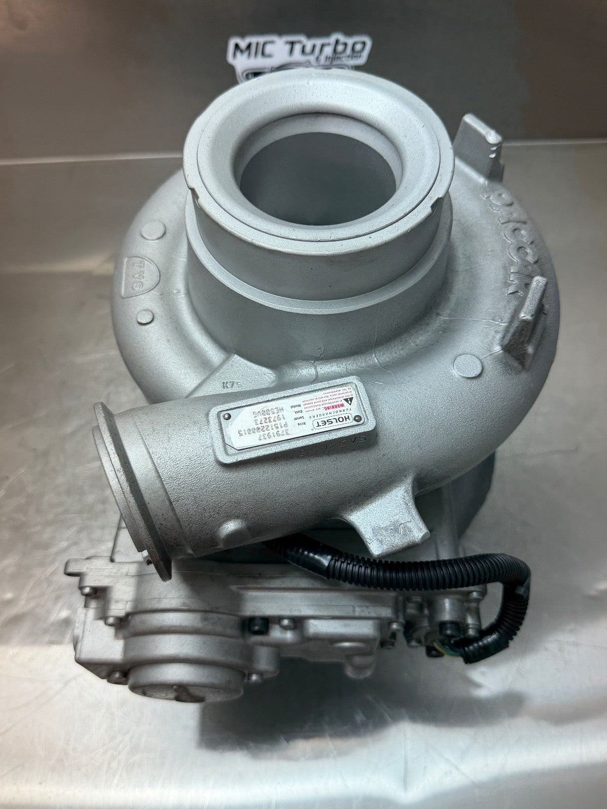 Holset HE500VG Variable Geometry Turbocharger with VGT Actuator for MX13