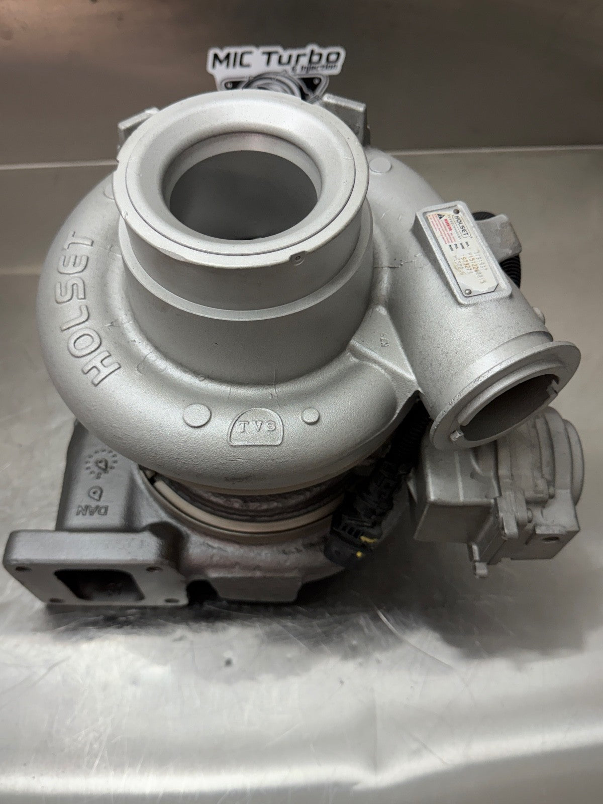 Holset HE500VG Variable Geometry Turbocharger with VGT Actuator for MX13
